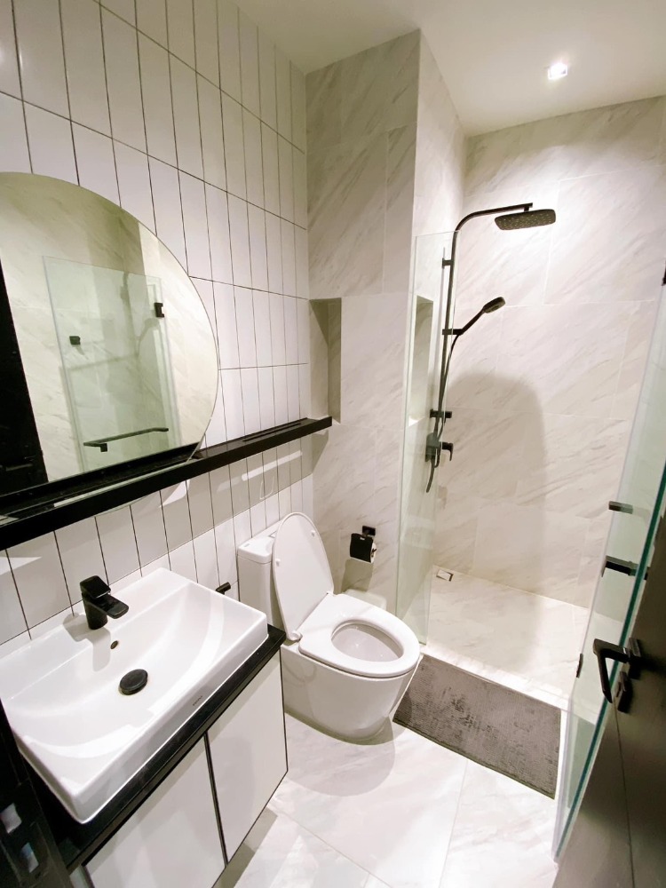 For RentCondoWongwianyai, Charoennakor : For rent 📌Chapter Charoennakhon - Riverside📌 Asiatique river view, complete furniture, electrical appliances.