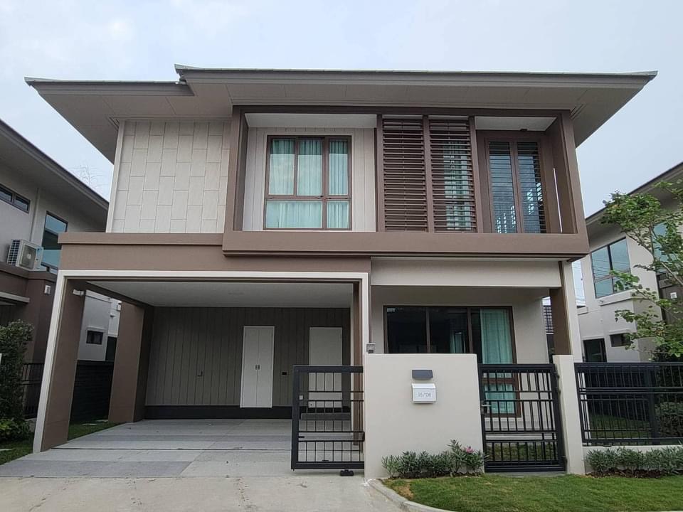 For RentHousePattanakan, Srinakarin : Single house for rent, Burasiri, Krungthep Kreetha, 4 bedrooms.