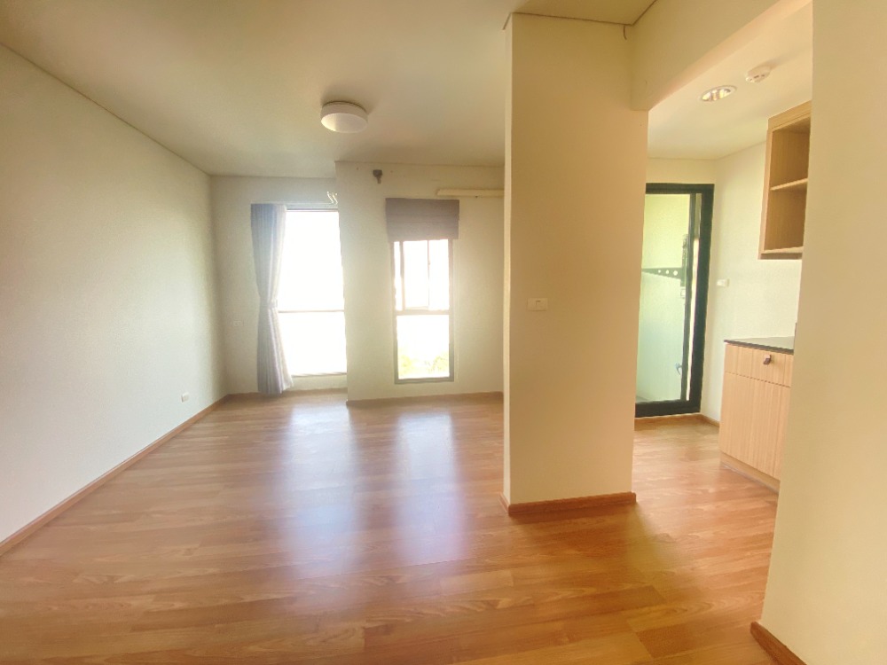 ขายคอนโดบางนา แบริ่ง ลาซาล : ขาย คอนโด ยูนิโอ สุขุมวิท 72 🚆 ใกล้ BTS แบริ่ง! Unio สุขุมวิท 72 ตึก D ชั้น 8 วิวสระว่ายน้ำ ราคาพิเศษ