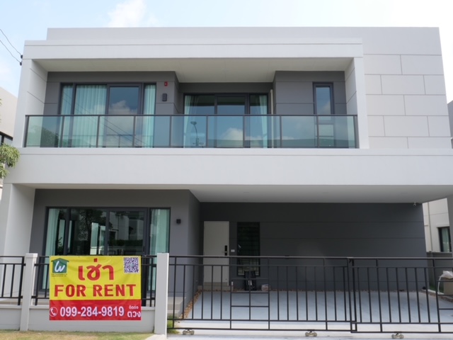 For RentHouseBangna, Bearing, Lasalle : For Rent luxury, style, and exclusivity 4-bedroom modern minimalist single detached house in Centro Bangna