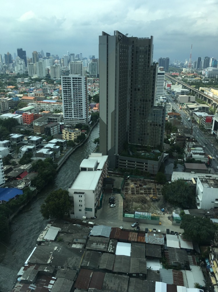 ขายคอนโดพระราม 9 เพชรบุรีตัดใหม่ RCA : For sale Condo thru Thonglor 2Beds hight floor(S15-28809)