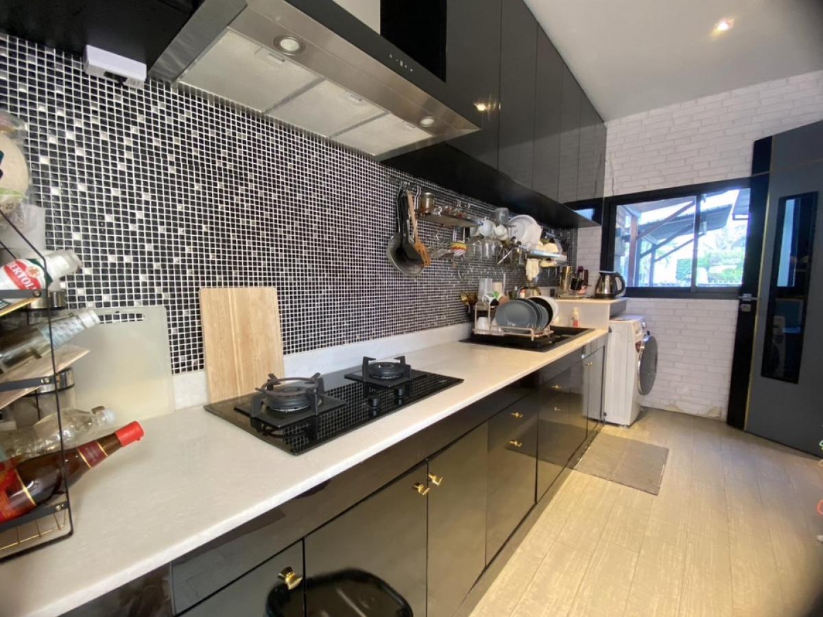 ขายบ้านหัวหิน ประจวบคีรีขันธ์ : ขายบ้าน 3 ห้องนอน 3 ห้องน้ำ บ้านตกแต่งสวยงาม 8.9 ล้านบาท โทร 081 130 8914