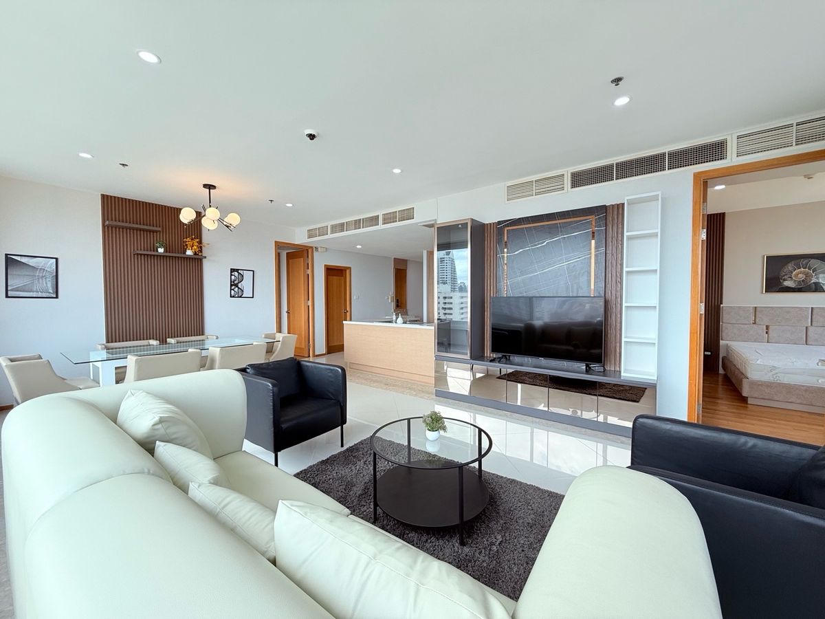 ให้เช่าคอนโดสาทร นราธิวาส : ให้เช่า The Empire Place 2 Bed ห้องสวย พร้อมเข้าอยู่ BTS ช่องนนทรี