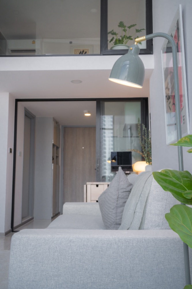 ให้เช่าคอนโดรัชดา ห้วยขวาง : 🔥ให้เช่าด่วน🔥โซโห​ แบงค็อก​ รัชดา ใกล้ BTS ห้วยขวาง เฟอร์นิเจอร์ครบ พร้อมเข้าอยู่ 