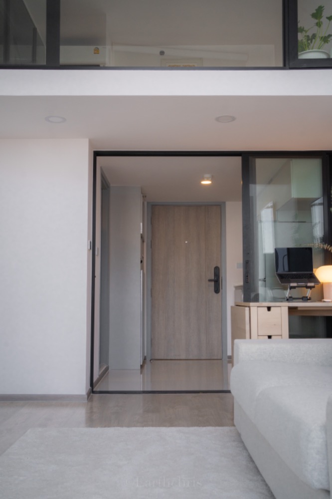 ให้เช่าคอนโดรัชดา ห้วยขวาง : 🔥ให้เช่าด่วน🔥โซโห​ แบงค็อก​ รัชดา ใกล้ BTS ห้วยขวาง เฟอร์นิเจอร์ครบ พร้อมเข้าอยู่ 