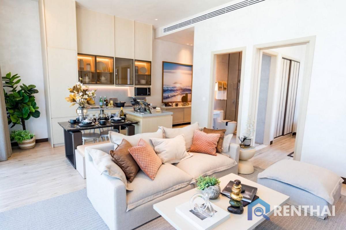 ขายคอนโดพัทยา บางแสน ชลบุรี สัตหีบ : ขายห้องรีเซลล์ราคาต่ำกว่าหน้าโครงการ Arom wongamat 2 ห้องนอน ขนาด 81 ตร.ม. วิวทะเลบนชั้นสูงเลย วิวฝั่งพัทยา