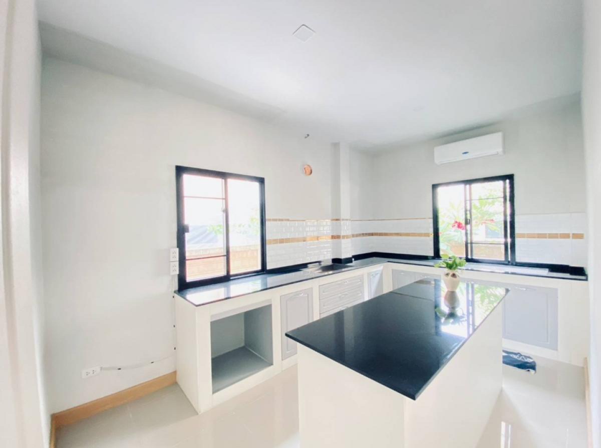 ขายบ้านมีนบุรี-ร่มเกล้า : บ้านเดี่ยว เดอะริคโค้ เรสซิเด้นซ์ วงแหวนฯ-จตุโชติ คลองสามวา กทม. 50.60 ตร.ว. 4นอน 3น้ำ 2จอด