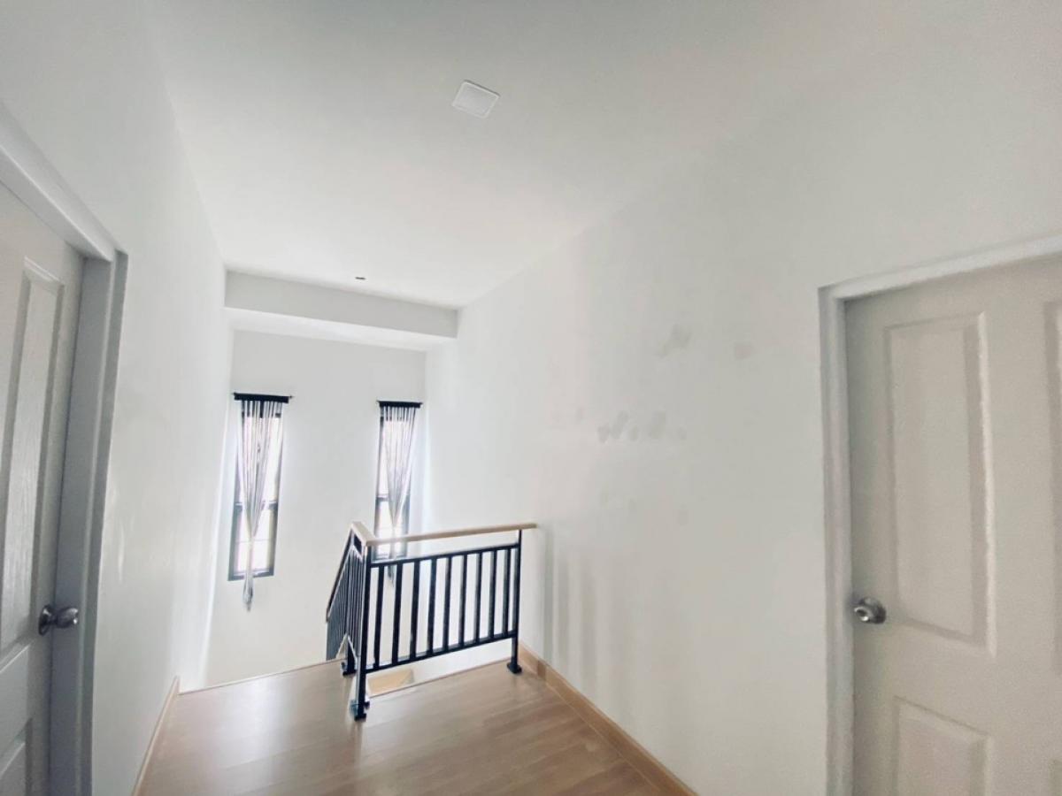 ขายบ้านมีนบุรี-ร่มเกล้า : บ้านเดี่ยว เดอะริคโค้ เรสซิเด้นซ์ วงแหวนฯ-จตุโชติ คลองสามวา กทม. 50.60 ตร.ว. 4นอน 3น้ำ 2จอด