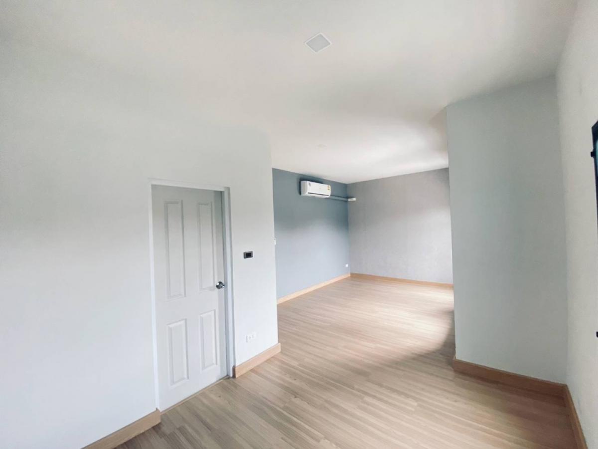 ขายบ้านมีนบุรี-ร่มเกล้า : บ้านเดี่ยว เดอะริคโค้ เรสซิเด้นซ์ วงแหวนฯ-จตุโชติ คลองสามวา กทม. 50.60 ตร.ว. 4นอน 3น้ำ 2จอด