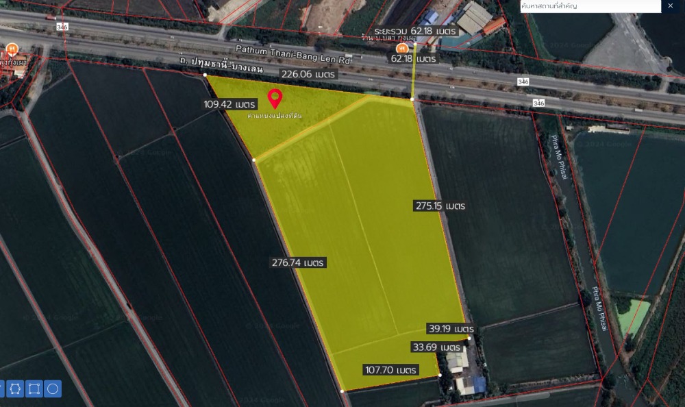 ขายที่ดินนครปฐม : ขาย ที่ดิน 35-3-6 ไร่ ริมถนน 346 ปทุมธานี-บางเลน ติดถนนหลัก 4 เลน รถวิ่งไปมาตลอด ถ. ปทุมธานี-บางเลน จ.นครปฐม ถนนหน้าที่ดินกว้าง รถบรรทุก รถใหญ่ เข้าออกสะดวก ที่ดินหน้ากว้างติดถนน 226 ม