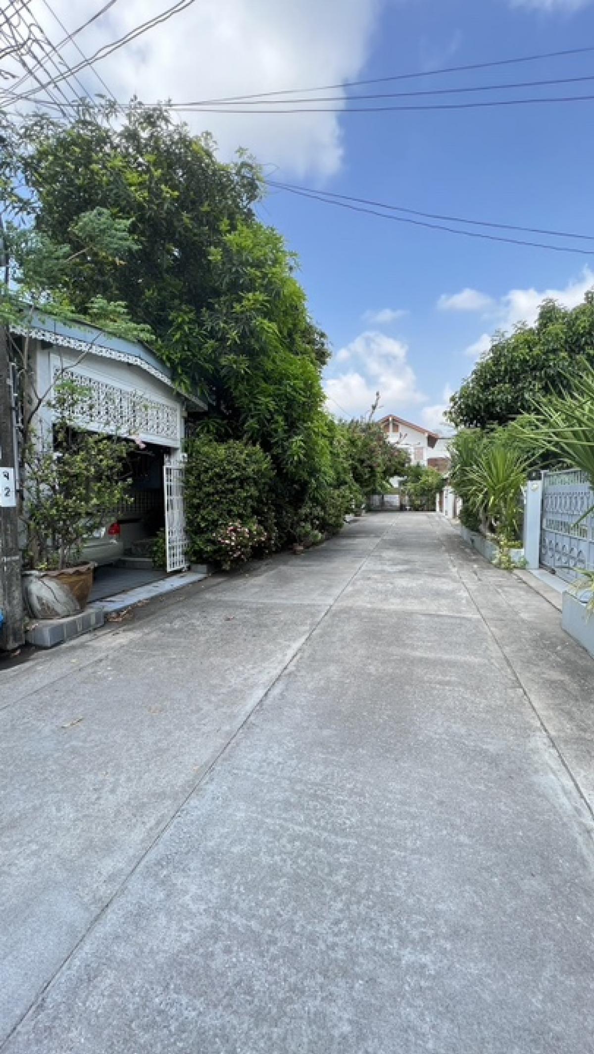 ขายบ้านเกษตร นวมินทร์ ลาดปลาเค้า : 📢👇บ้านชั้นเดียว ราคาดี  ถ. เกษตรนวมินทร์ เดินทางสะดวก ได้ หลายเส้นทาง