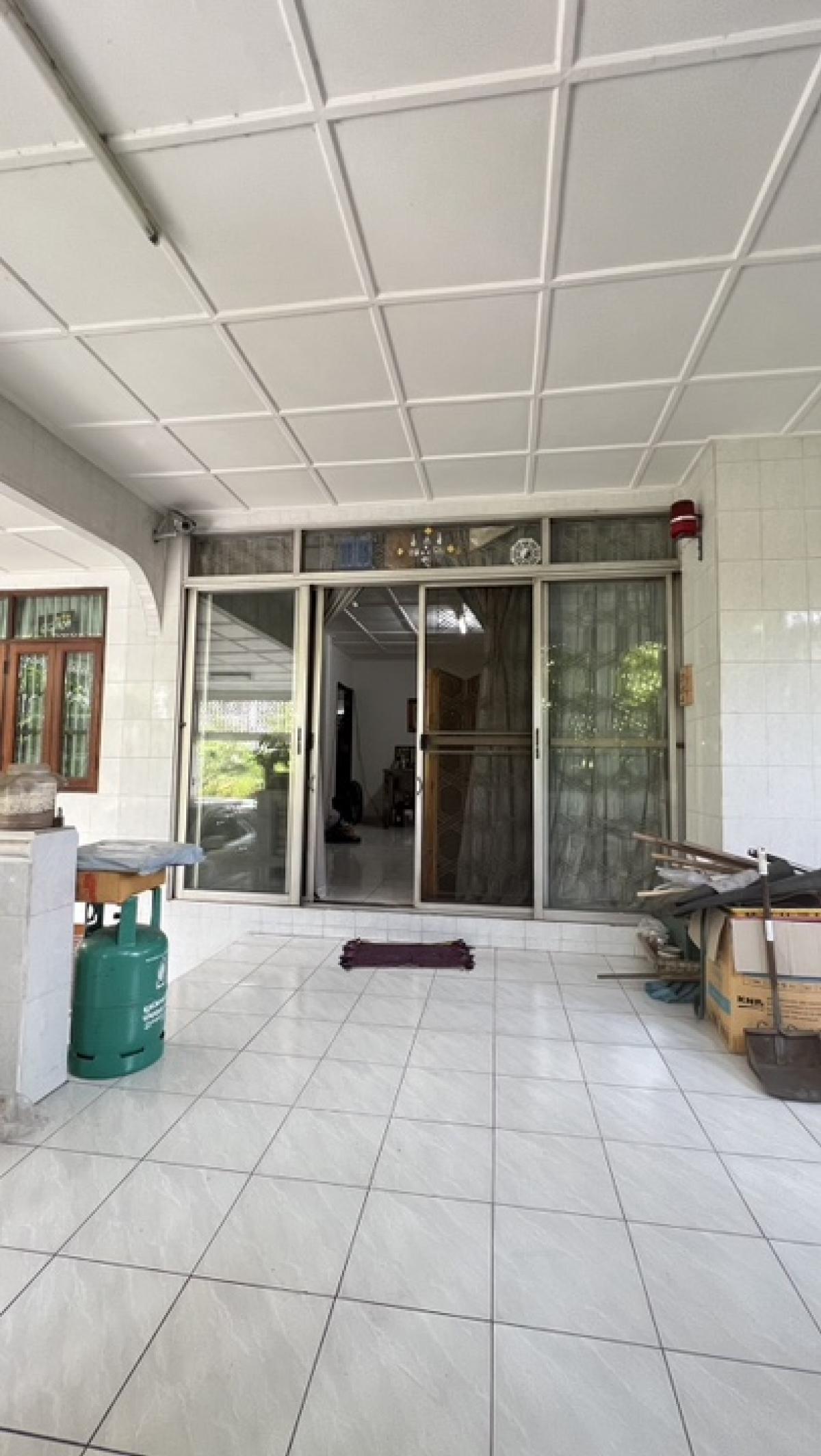 ขายบ้านเกษตร นวมินทร์ ลาดปลาเค้า : 📢👇บ้านชั้นเดียว ราคาดี  ถ. เกษตรนวมินทร์ เดินทางสะดวก ได้ หลายเส้นทาง