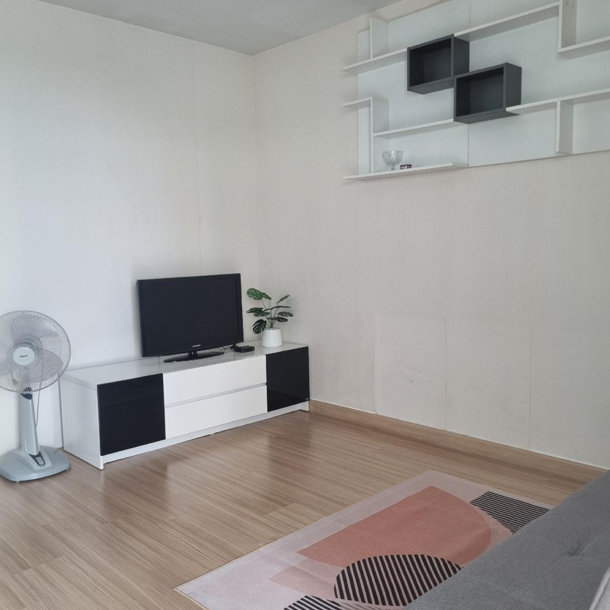 For RentCondoLadprao101, Happy Land, The Mall Bang Kapi : For rent happy condo 36sqm. only 8500 contact us line:paolin1