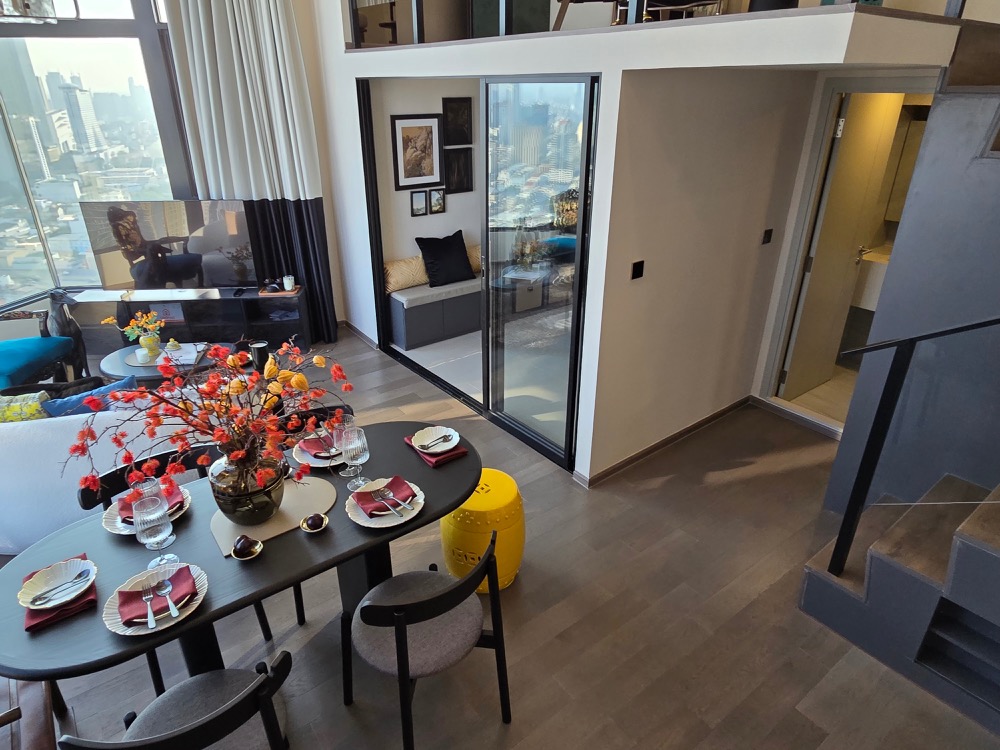 ขายคอนโดสยาม จุฬา สามย่าน : Park Origin Chula - Samyan【𝐒𝐄𝐋𝐋】🔥รีบจองเลย!! 2 ห้องนอน สวย สไตล์จีนโมเดิร์น ตกแต่งแล้ว วิวใจกลางเมือง เฟอร์นิเจอร์ครบ ส่วนกลางจัดเต็ม ใกล้ MRT สามย่าน ด่วน!!🔥ติดต่อไลน์ไอดี: @hacondo