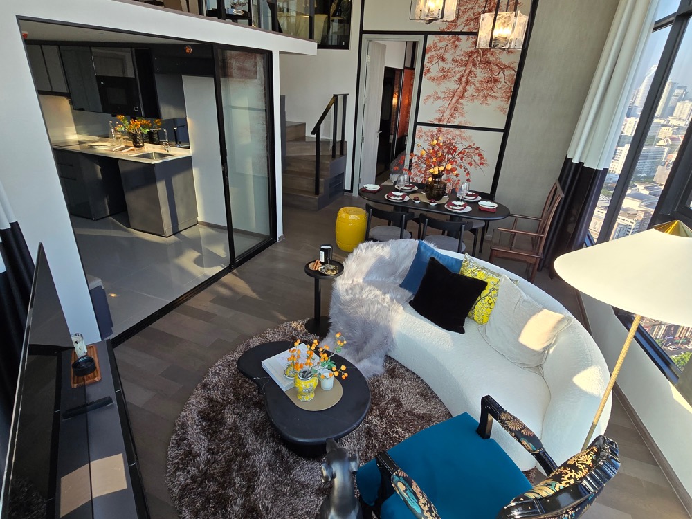 ขายคอนโดสยาม จุฬา สามย่าน : Park Origin Chula - Samyan【𝐒𝐄𝐋𝐋】🔥รีบจองเลย!! 2 ห้องนอน สวย สไตล์จีนโมเดิร์น ตกแต่งแล้ว วิวใจกลางเมือง เฟอร์นิเจอร์ครบ ส่วนกลางจัดเต็ม ใกล้ MRT สามย่าน ด่วน!!🔥ติดต่อไลน์ไอดี: @hacondo