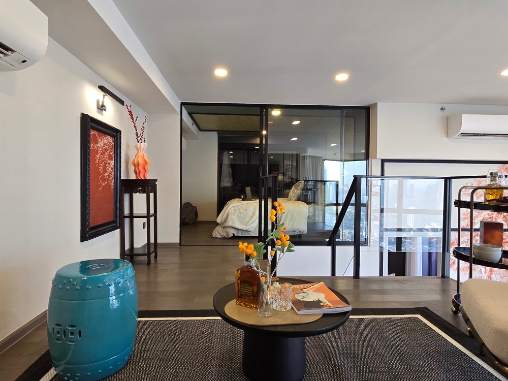 ขายคอนโดสยาม จุฬา สามย่าน : Park Origin Chula - Samyan【𝐒𝐄𝐋𝐋】🔥รีบจองเลย!! 2 ห้องนอน สวย สไตล์จีนโมเดิร์น ตกแต่งแล้ว วิวใจกลางเมือง เฟอร์นิเจอร์ครบ ส่วนกลางจัดเต็ม ใกล้ MRT สามย่าน ด่วน!!🔥ติดต่อไลน์ไอดี: @hacondo