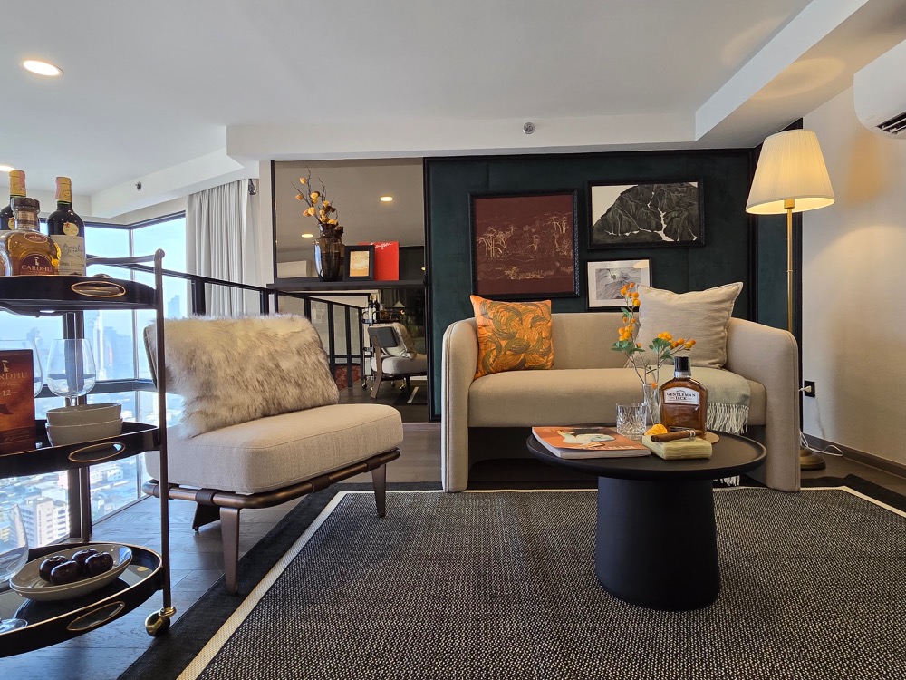 ขายคอนโดสยาม จุฬา สามย่าน : Park Origin Chula - Samyan【𝐒𝐄𝐋𝐋】🔥รีบจองเลย!! 2 ห้องนอน สวย สไตล์จีนโมเดิร์น ตกแต่งแล้ว วิวใจกลางเมือง เฟอร์นิเจอร์ครบ ส่วนกลางจัดเต็ม ใกล้ MRT สามย่าน ด่วน!!🔥ติดต่อไลน์ไอดี: @hacondo