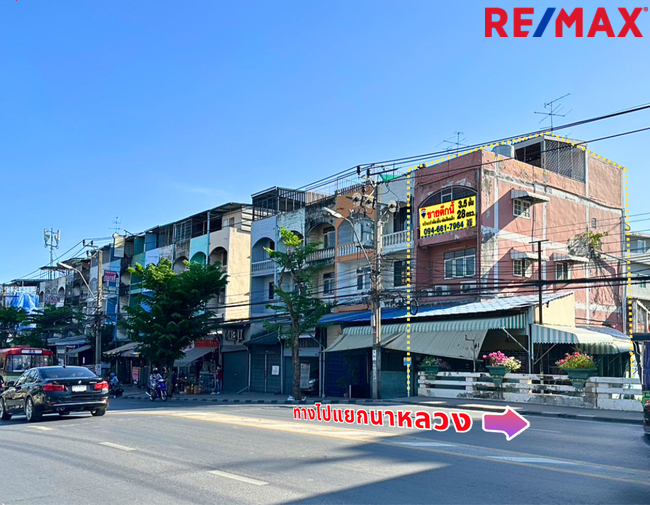 For SaleShop HouseRathburana, Suksawat : For sale: 3.5 storey shophouse with rooftop on Pracha Uthit Road, Rat Burana, opposite Rat Burana School.... Opposite Soi Pracha Uthit 79, special price.