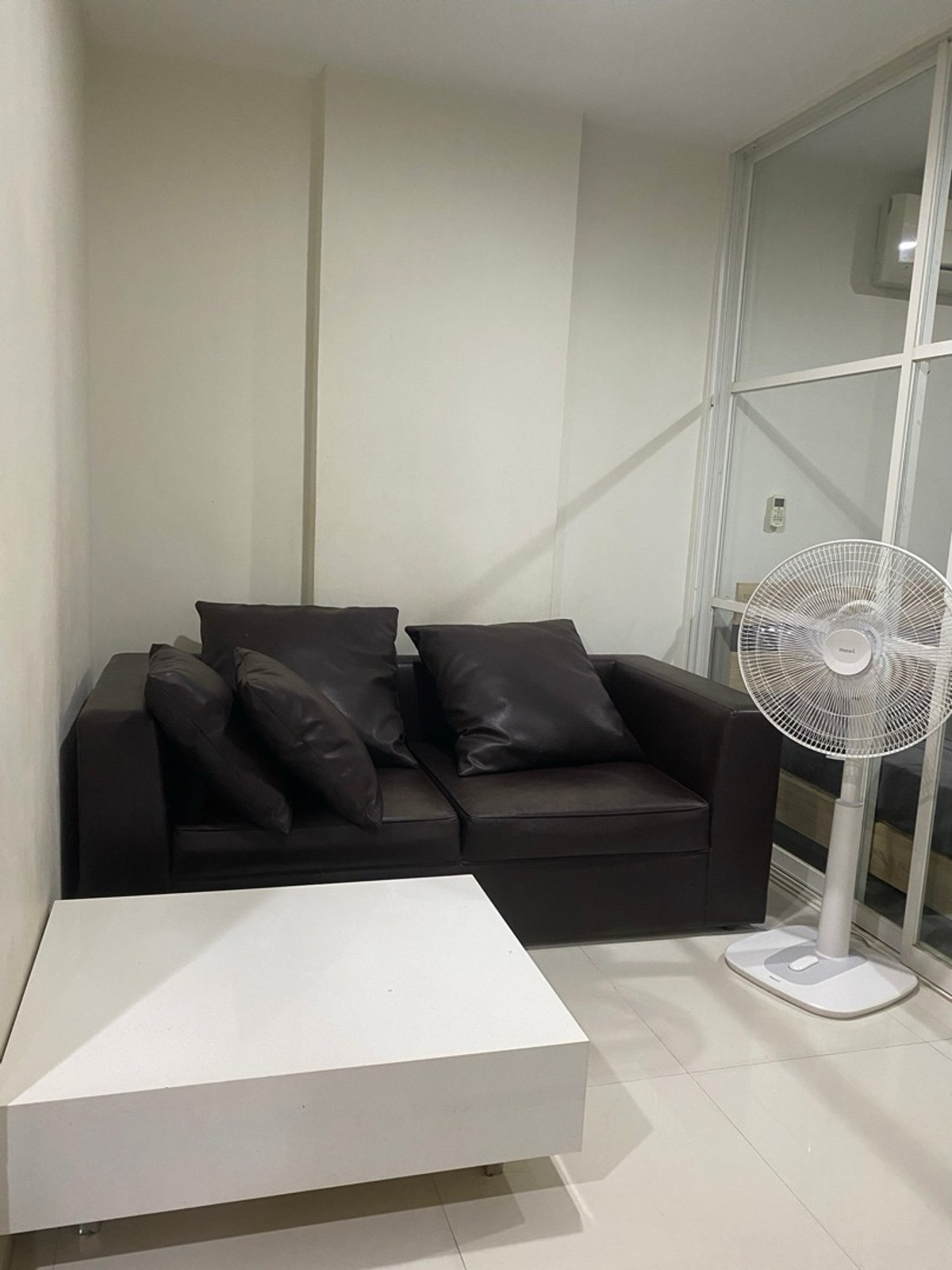 For RentCondoPattanakan, Srinakarin : ✅ NEW 📍9,000 .-/ Swimming pool view, size 37 sq.m., New 1, 1 water, condo, Ilime, beautiful room, comfortable furniture Complete electrical appliances with washing machine, Aunt Mam Tel: 0992982923 Lineid: 0644740951 CH2/3