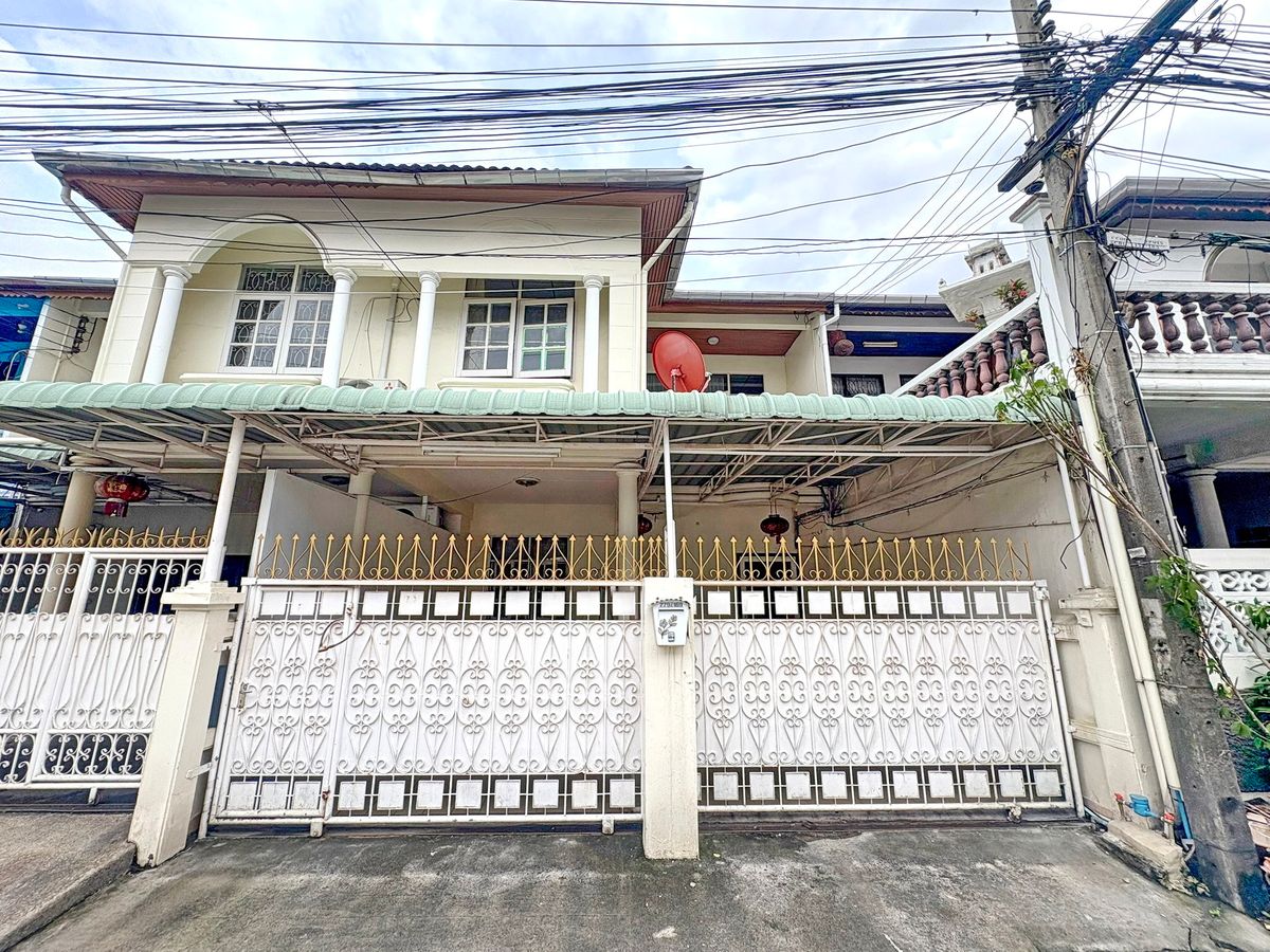 ให้เช่าทาวน์โฮมรัชดา ห้วยขวาง : HK0041😊 For RENT ให้เช่า ทาวน์เฮ้าส์ Townhouse 2 ชั้น,🚪4 ห้องนอน🏢ห้วยขวาง Huai Khwang🔔พื้นที่บ้าน:29ตร.วา🔔พื้นที่ใช้สอย:200ตร.ม.💲เช่า:25,000฿📞O99-5919653,O65-9423251✅LineID:@sureresidence