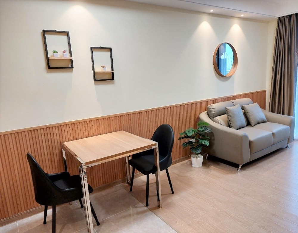 ให้เช่าคอนโดสาทร นราธิวาส : 🔥เจ้าของปล่อยเช่า Regal Sathorn ราคาต่อ ตร.ม. คุ้มที่สุดในเวป ห้องใหม่ แต่งครบ เดินทางสะดวก🔥