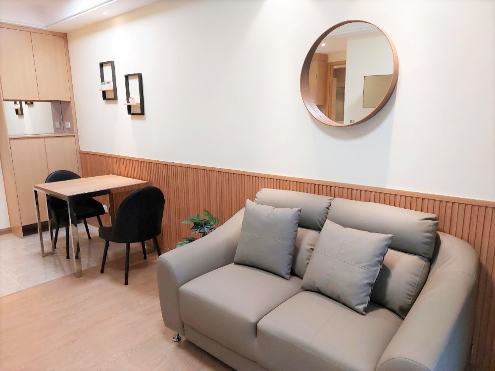 ให้เช่าคอนโดสาทร นราธิวาส : 🔥เจ้าของปล่อยเช่า Regal Sathorn ราคาต่อ ตร.ม. คุ้มที่สุดในเวป ห้องใหม่ แต่งครบ เดินทางสะดวก🔥