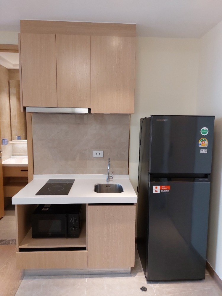 ให้เช่าคอนโดสาทร นราธิวาส : 🔥เจ้าของปล่อยเช่า Regal Sathorn ราคาต่อ ตร.ม. คุ้มที่สุดในเวป ห้องใหม่ แต่งครบ เดินทางสะดวก🔥