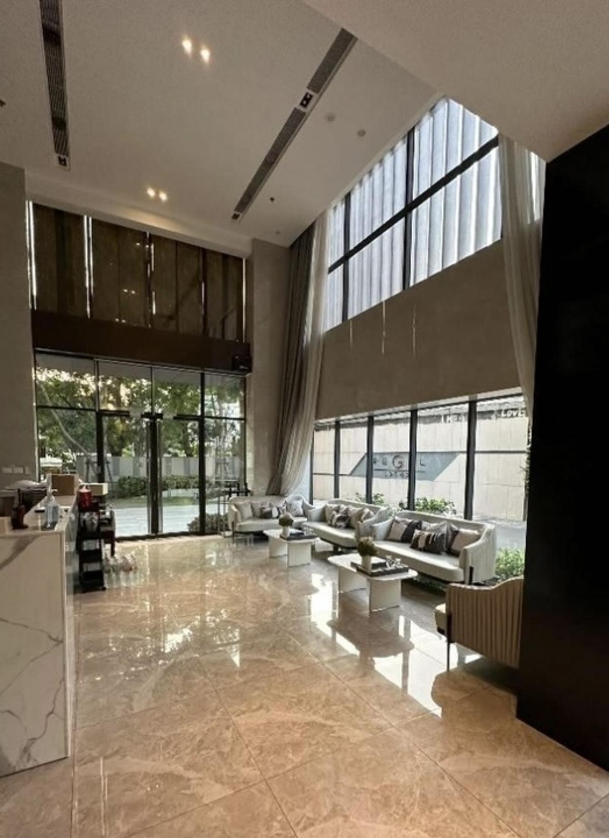 ให้เช่าคอนโดสาทร นราธิวาส : 🔥เจ้าของปล่อยเช่า Regal Sathorn ราคาต่อ ตร.ม. คุ้มที่สุดในเวป ห้องใหม่ แต่งครบ เดินทางสะดวก🔥