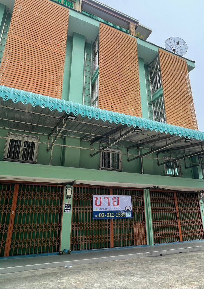For SaleTownhomeThaphra, Talat Phlu, Wutthakat : Sell!! Shophouse Wutthakat 36 (3 units) (sell by owner)