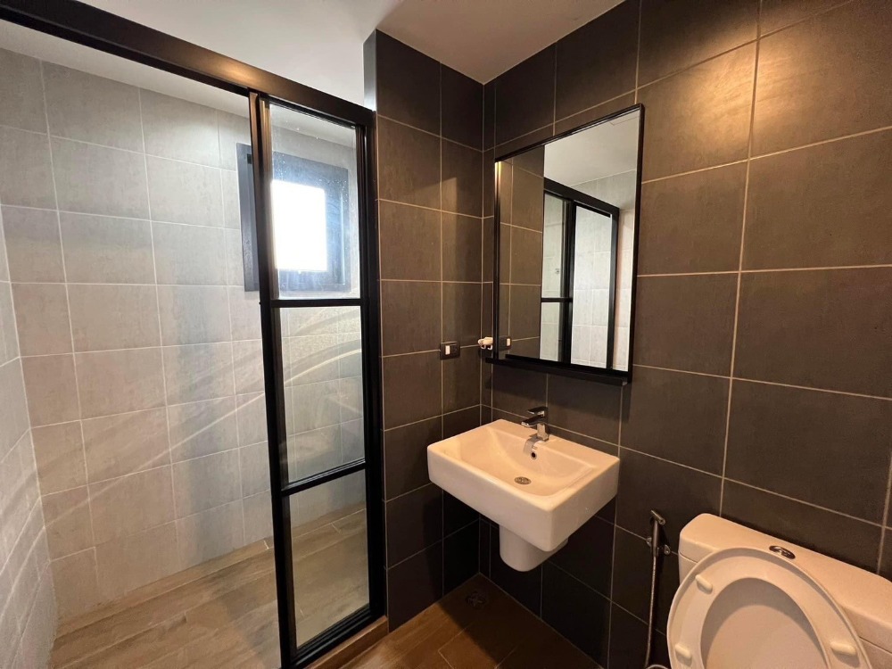 For RentCondoRama9, Petchburi, RCA : ✅ TBGR170 ✅ Line : @p2nproperty