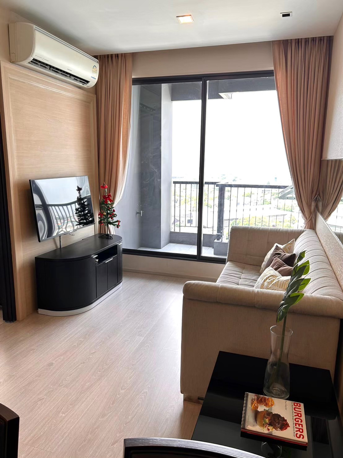 ให้เช่าคอนโดอ่อนนุช อุดมสุข : Rhythm Sukhumvit 44/1 ✨ Fully furnished with bathtub  📞 Line : @pukkhome (with @)