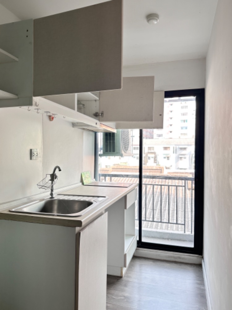 ขายคอนโดบางนา แบริ่ง ลาซาล : ขายคอนโด พอส สุขุมวิท 103 ขนาด 1 ห้องนอน 21 ตารางเมตร ห้องมุม ชั้น 4