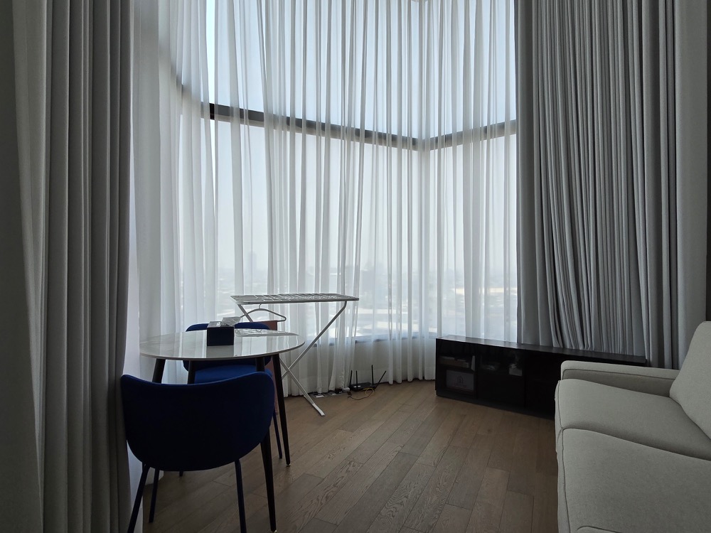 ให้เช่าคอนโดสยาม จุฬา สามย่าน : Park Origin Chula - Samyan【𝐑𝐄𝐍𝐓】🔥2 ห้องนอน โทนขาว ตกแต่งเรียบง่าย วิวหลักล้าน เฟอร์นิเจอร์พร้อม ส่วนกลางครบครัน ใกล้ MRT สามย่าน🔥ติดต่อไลน์ไอดี: @hacondo