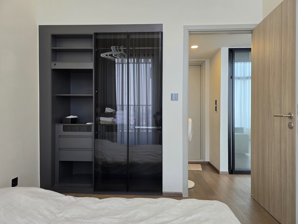 ให้เช่าคอนโดสยาม จุฬา สามย่าน : Park Origin Chula - Samyan【𝐑𝐄𝐍𝐓】🔥2 ห้องนอน โทนขาว ตกแต่งเรียบง่าย วิวหลักล้าน เฟอร์นิเจอร์พร้อม ส่วนกลางครบครัน ใกล้ MRT สามย่าน🔥ติดต่อไลน์ไอดี: @hacondo