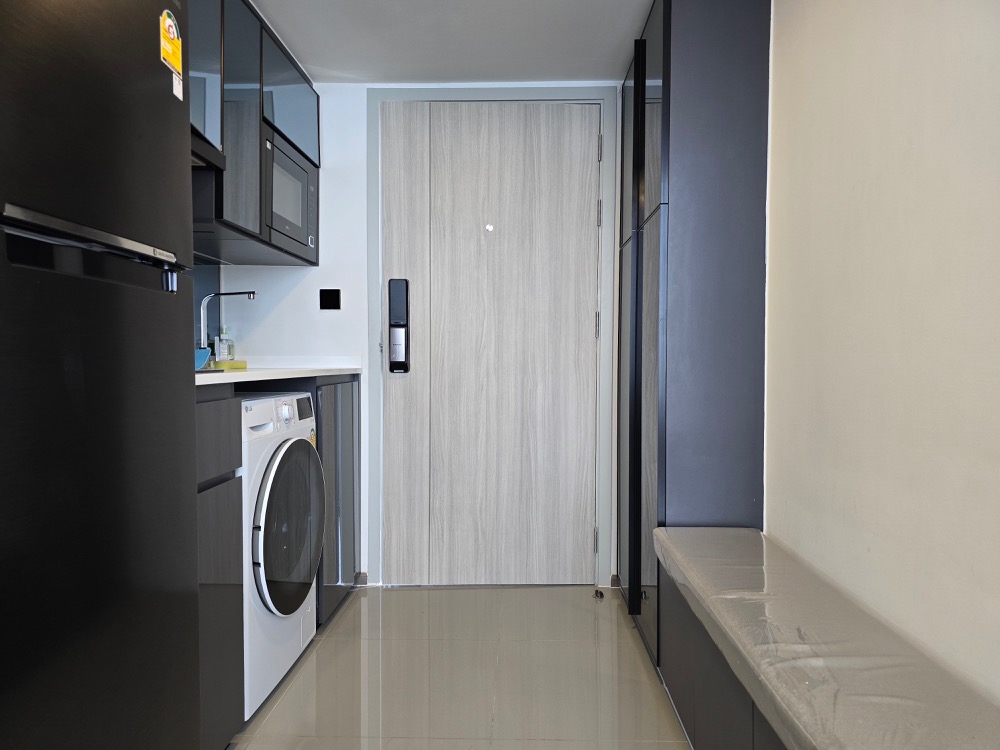 ให้เช่าคอนโดสยาม จุฬา สามย่าน : Park Origin Chula - Samyan【𝐑𝐄𝐍𝐓】🔥2 ห้องนอน โทนขาว ตกแต่งเรียบง่าย วิวหลักล้าน เฟอร์นิเจอร์พร้อม ส่วนกลางครบครัน ใกล้ MRT สามย่าน🔥ติดต่อไลน์ไอดี: @hacondo