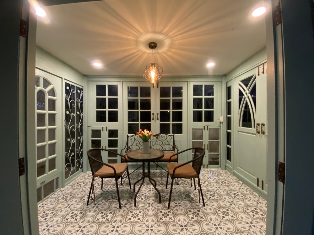 For SaleHouseAng Thong : House for sale with a resort atmosphere, has a pond, lots of fish in the pond, trees, various kinds of fruit, ready to move in, perfect for living. or cafe business