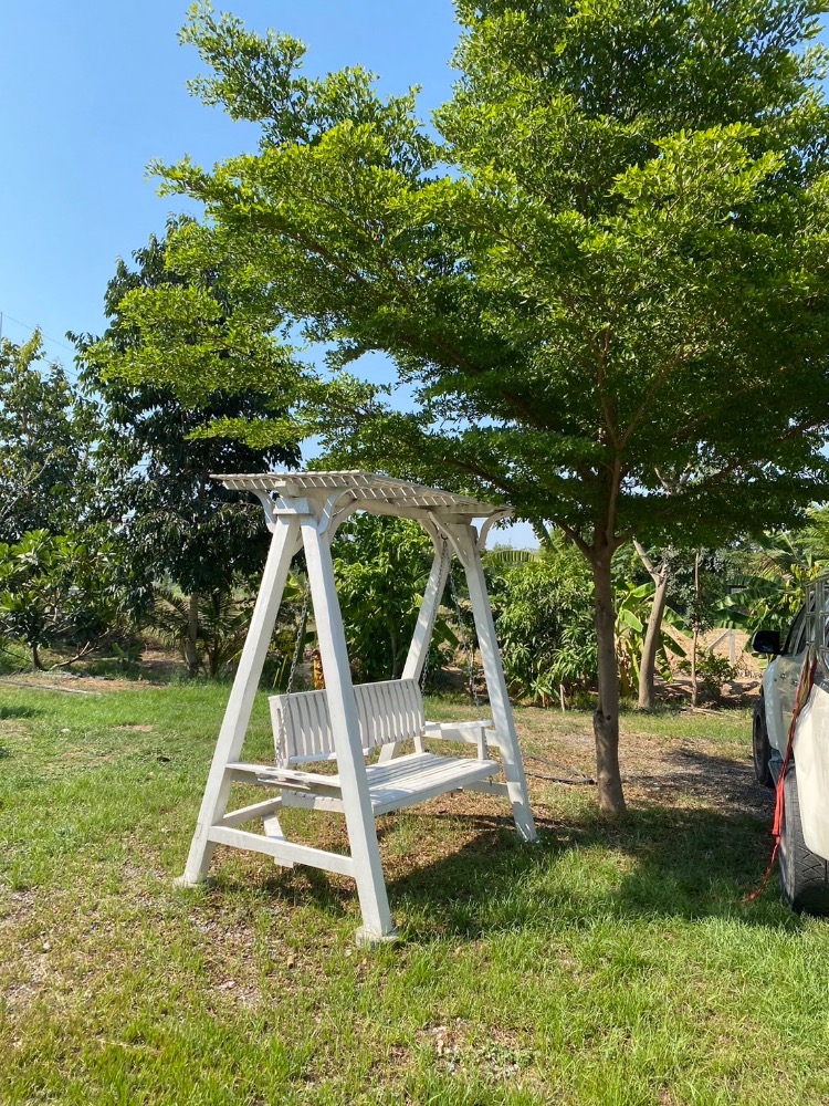 For SaleHouseAng Thong : House for sale with a resort atmosphere, has a pond, lots of fish in the pond, trees, various kinds of fruit, ready to move in, perfect for living. or cafe business