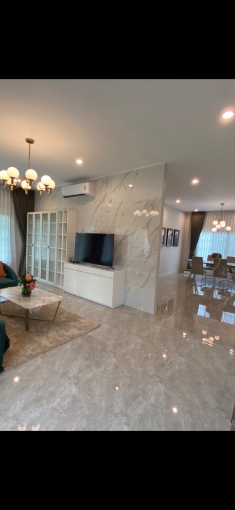 For SaleHouseAng Thong : House for sale with a resort atmosphere, has a pond, lots of fish in the pond, trees, various kinds of fruit, ready to move in, perfect for living. or cafe business