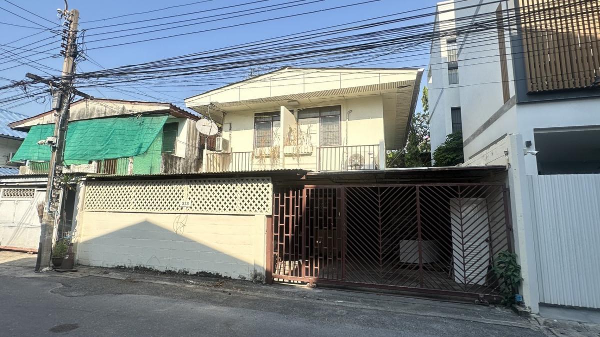 For SaleHouseRama9, Petchburi, RCA : Sale.!!! Single house for sale Premruthai Village, Soi Soonvijai, New Petchaburi Road 47,