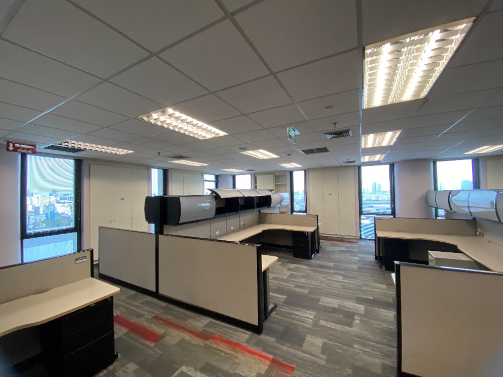 ให้เช่าสำนักงานอารีย์ อนุสาวรีย์ : สำนักงานออฟฟิศติด ฺBTS สภาพใหม่ ราคาพิเศษ !!