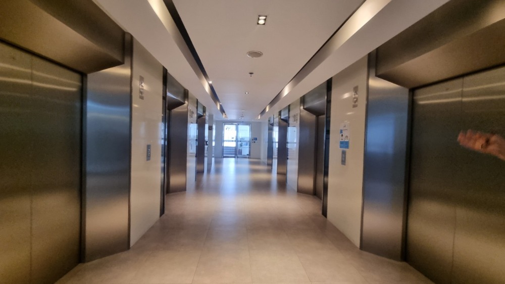 ให้เช่าสำนักงานอารีย์ อนุสาวรีย์ : สำนักงานออฟฟิศติด ฺBTS สภาพใหม่ ราคาพิเศษ !!