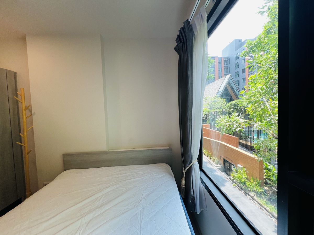 ให้เช่าคอนโดเชียงใหม่ : ห้องสวย ให้เช่า escent ville condo ชั้น2วิวสระ ตึกA 32ตรม.