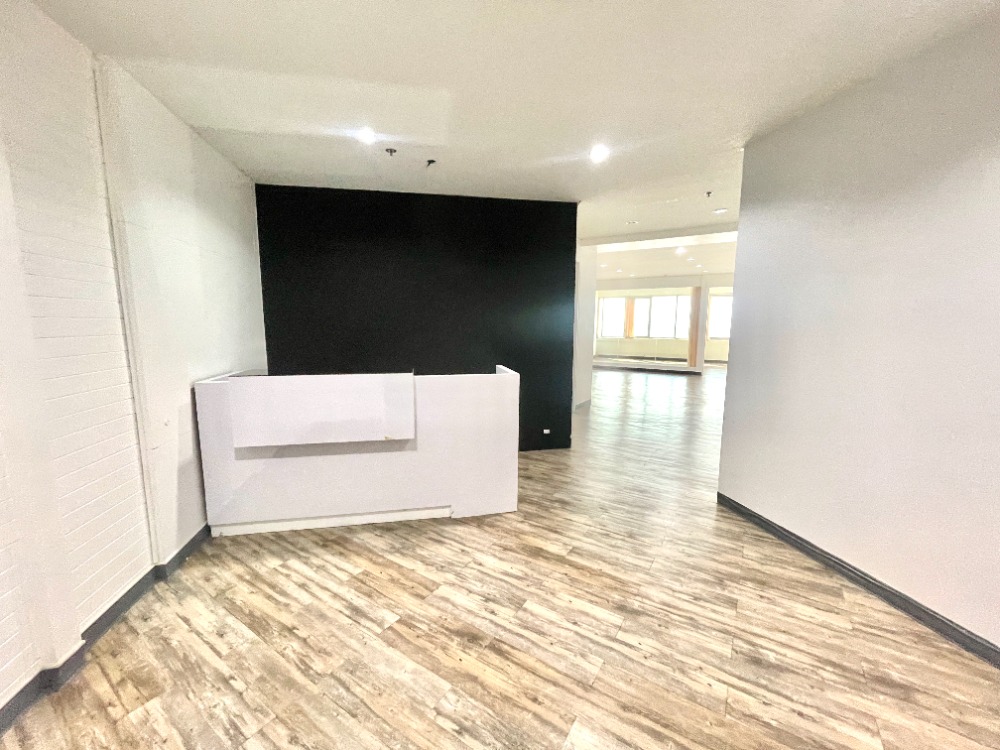 ให้เช่าสำนักงานพระราม 3 สาธุประดิษฐ์ : ออฟฟิศติดริมแม่น้ำ พระราม 3 ติด BRT มีที่จอดรถ