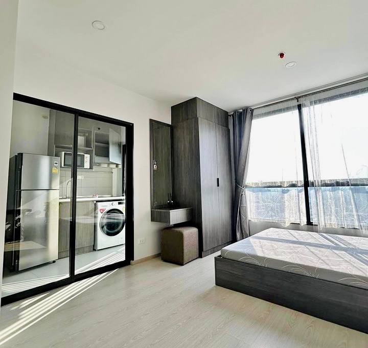 For RentCondoOnnut, Udomsuk : Indulge in luxury living at its finest. Your new sanctuary awaits in the bustling heart of BTS Udonsuk. #LuxuryLiving #CityLife #StudioApartment