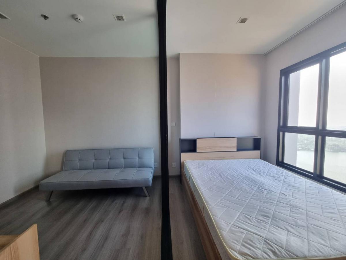 For RentCondoRattanathibet, Sanambinna : For rent, politan rive, 35th floor, size 25 sq m, river view, economical price.