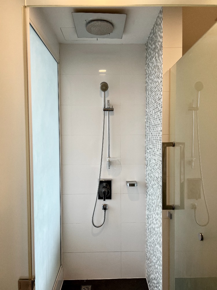 For SaleCondoRama9, Petchburi, RCA : Selling A Space ID Ratchada, Size 32.92 sqm. 1 bedroom, 1 bathroom, floor 10