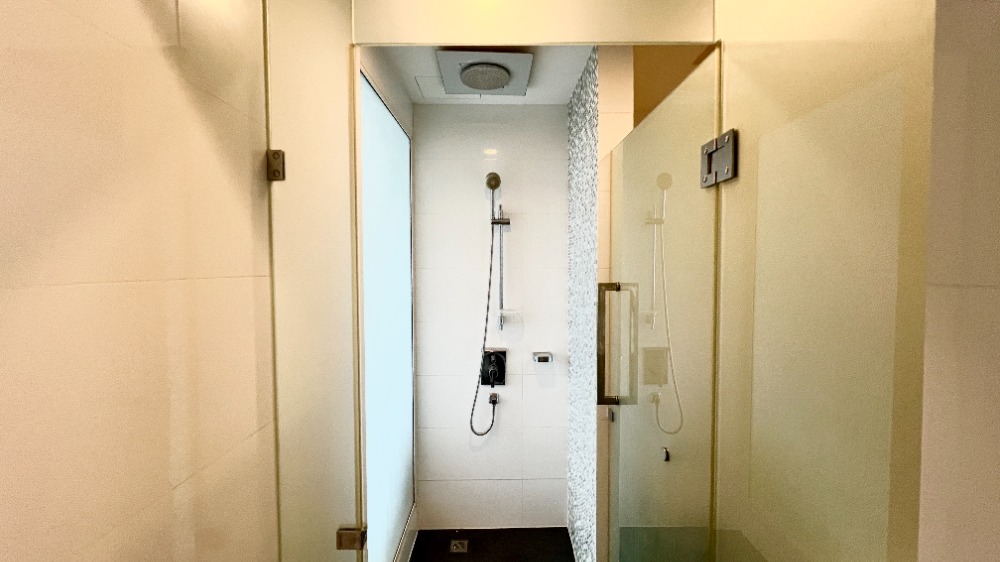 For SaleCondoRama9, Petchburi, RCA : Selling A Space ID Ratchada, Size 32.92 sqm. 1 bedroom, 1 bathroom, floor 10