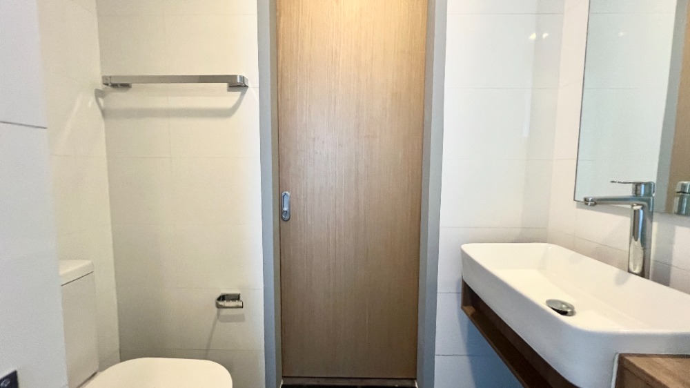 For SaleCondoRama9, Petchburi, RCA : Selling A Space ID Ratchada, Size 32.92 sqm. 1 bedroom, 1 bathroom, floor 10