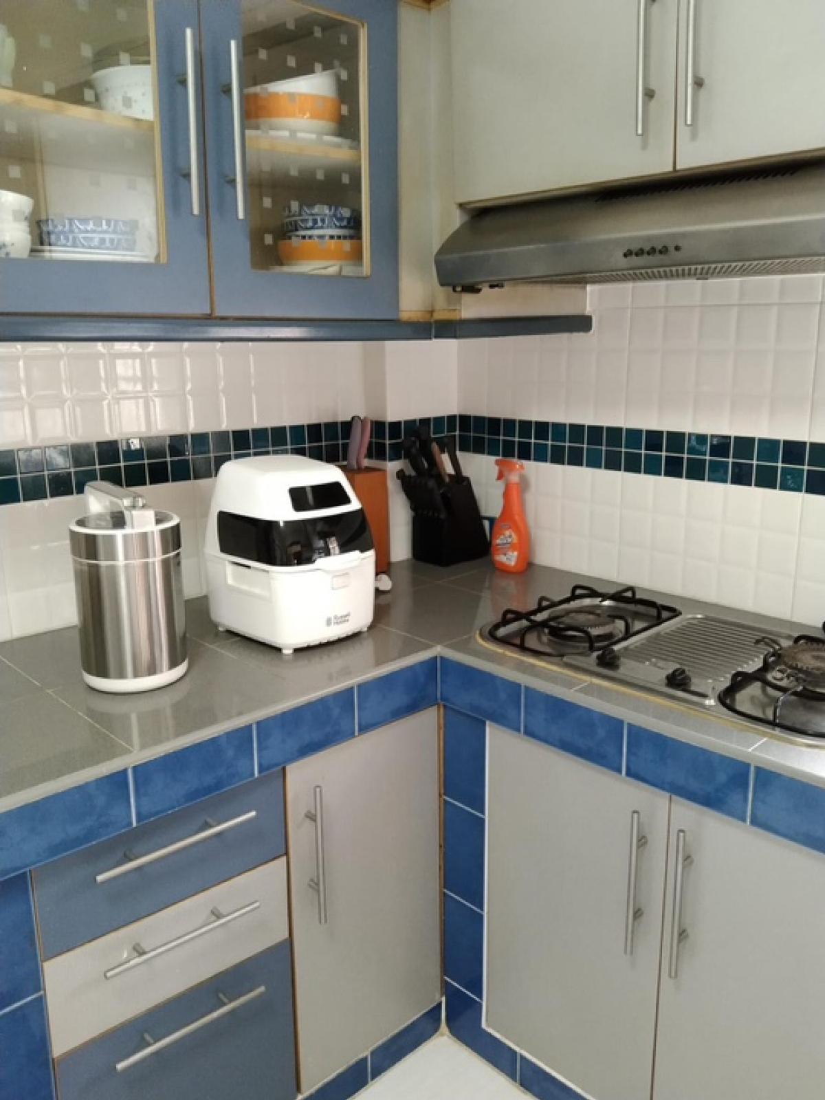 ขายบ้านสุขุมวิท อโศก ทองหล่อ : 📢👇 ขายบ้าน 2 หลัง  แปลงหัวมุม ในหมู่บ้านที่มีระบบการรักษาความปลอดภัยที่ดี สงบ เงียบ เดินทางสะดวก หลายเส้นทางขายพร้อมเฟอร์นิเจอร์สไตล์จีนคลาสสิคฝังมุก