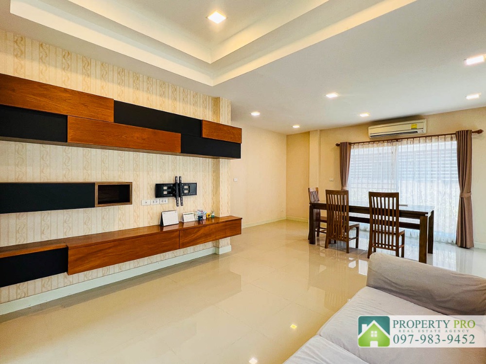 For SaleHouseChaengwatana, Muangthong : House for Sale at Life Bangkok Boulevard Chaengwattana, 4 bedroom 54 sqw 207 sqm Near Sri Saman, Don Mueang, Impact Arena : EL24S-019